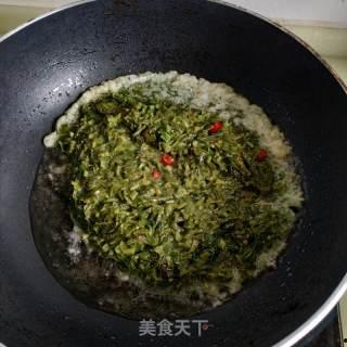 香椿炒鸡蛋的做法视频,家常美味,简单易学的家常菜做法